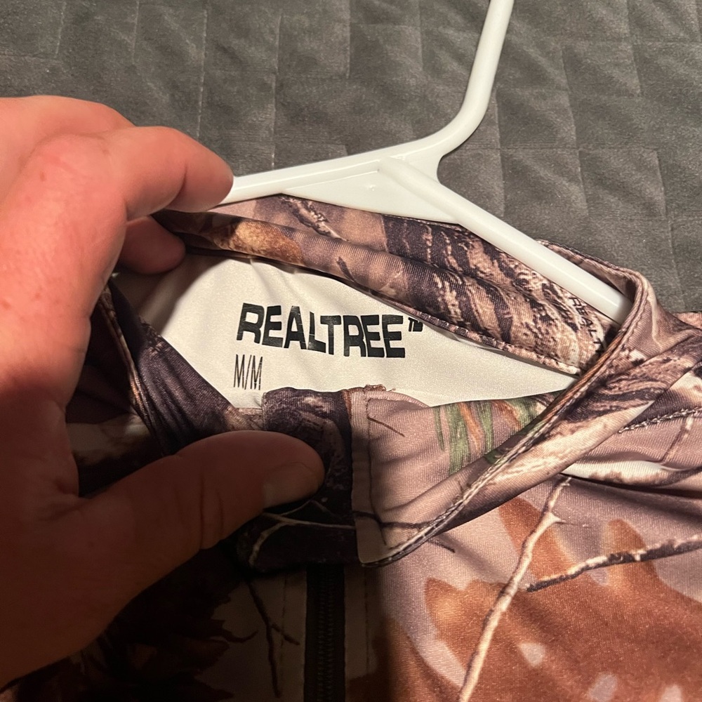 Realtree 1/4 Zip - Picture 3 of 3
